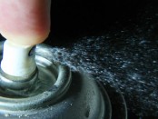 Cómo funciona un aerosol o spray